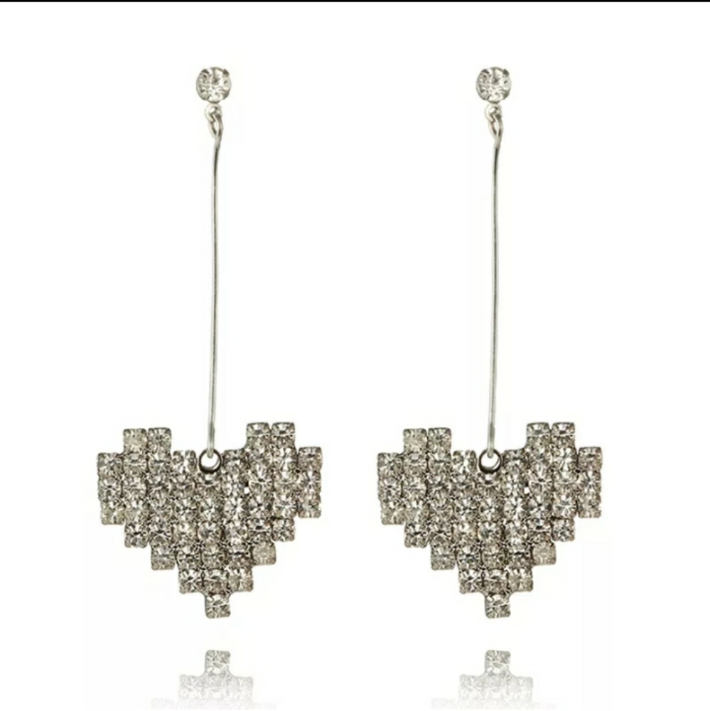 Beautiful Rhinestone Heart Earrings🍇🍇🍇🍇🍇 - Picture 3 of 11